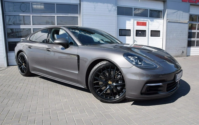 Porsche Panamera cena 350000 przebieg: 78000, rok produkcji 2018 z Hrubieszów małe 781